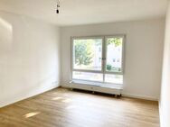 *modernisierte 2 Zimmer Wohnung in guter und grüner Lage* - Essen