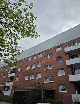 Gut geschnittene 3 Raum-Eigentumswohnung mit Loggia - Stade (Hansestadt)