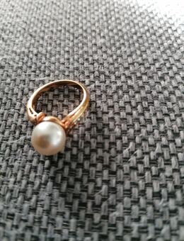 Ring mit eine Perle - Senden (Bayern)