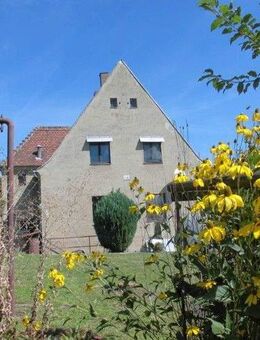 Großes Haus mit Instandsetzungsbedarf - Meißen
