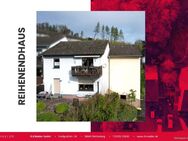 R.B. Makler: Reihenendhaus mit Anbau auf der Burg - Plettenberg