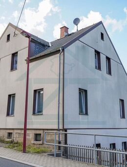 Charmante Doppelhaushälfte mit großem Potenzial in ruhiger Lage von Auerbach - Auerbach (Vogtland)