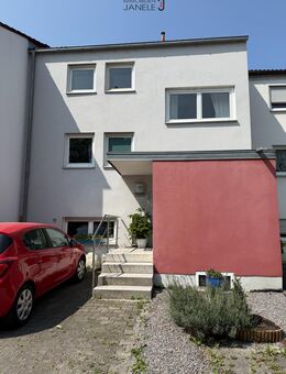Helles Reihenmittelhaus mit großzügigem Raumangebot in Regensburg-Nord in der Konradsiedlung - Regensburg