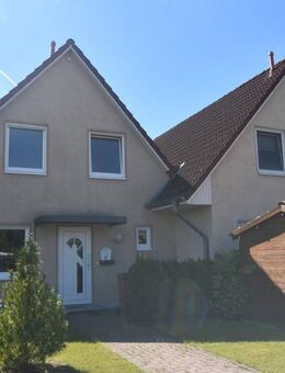 Gemütliches Reihenhaus in Varrel mit Terrasse und Keller - Varrel