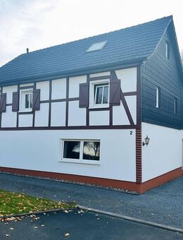 Fast wie ein eigenes Haus - Maisonette Wohnung - Frisch renoviert & modernisiert in Loope - Engelskirchen