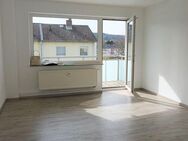 TOP! Modernisierte 3-Zimmer-Wohnung mit Sonnenbalkon in gepflegten Mehrfamilienhaus- ruhige Lage! - Bad Nauheim