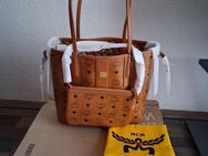 Mcm Liz Visetos Shopper Small Cognac - Aachen