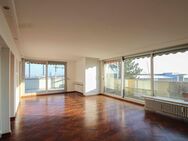 Jetzt zugreifen: Bezugsfreie 4-Zimmer-Penthouse mit Terrasse und 2 TG-Stellplätzen in Göggingen - Augsburg