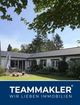 PLATZ, RUHE UND VIEL GRÜN - großer Bungalow mit Traumgrundstück in bester Lage - Ellerbek