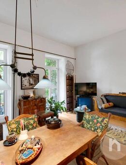 Neuhausen ! Altbau Erdgeschoss Wohnung in Toplage an Kapitalanleger zu Verkaufen. - München