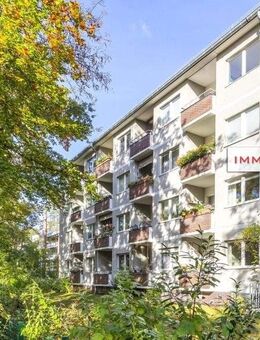 IMMOBERLIN.DE - Charmante 3-Zimmer-Wohnung mit Sonnenbalkon nahe Mexikoplatz - Berlin