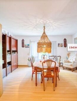 IMMOBERLIN.DE - Imposantes Haus mit Gartenidylle für eine große Familie in exzellenter Mikro- & Makrolage - Kleinmachnow