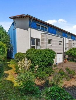 Charmantes Reiheneckhaus im Split-Level-Stil in ruhiger Lage von Renningen - Renningen