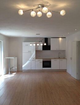 Schöne 5-Zimmer-Wohnung mit Balkon und Einbauküche zu vermieten - Landstuhl (Sickingenstadt)