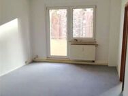 geräumige 3-Zimmer-Wohnung mit Badewanne und Balkon in Zerbst - Zerbst (Anhalt)