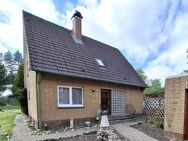 Bezahlbares, vermietetes Einfamilienhaus als Kapitalanlage oder Eigenbedarf - Brake (Unterweser)
