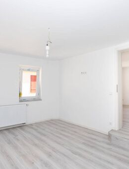 2-Zimmer-Wohnung im Herzen von Kirchheim- Erstbezug nach Sanierung - Kirchheim (Teck)