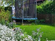 Energieeffizient & stilvoll: Doppelhaushälfte mit Einliegerwohnung in Alteglofsheim - Alteglofsheim