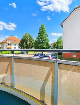 Erdgeschosswohnung mit Balkon und Stellplatz - Köthen (Anhalt)