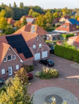 Attraktives Einfamilienhaus mit ELW und Doppelgarage in Sackgassenendlage - Upgant-Schott