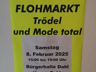 Abendflohmarkt "Trödel & Mode total" in der Bürgerhalle in Hagen-Dahl. - Dortmund