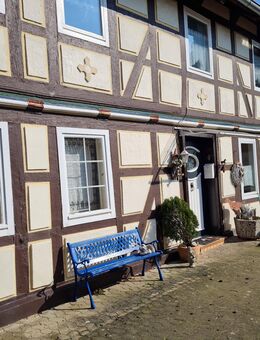 Doppelhaushälfte ( Einzelbaudenkmal ) mit Nebengelass und Garage - Seesen