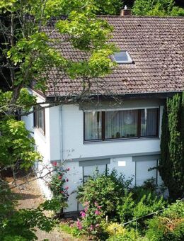 Natur pur: Freistehendes Einfamilienhaus mit Baugrundstück in BA - Bug - Bamberg