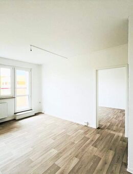Zwei Bäder, doppelter Luxus: perfekt für Senioren geeignet - Erfurt
