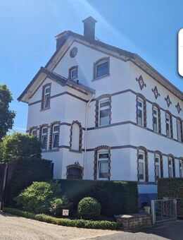 SCHADE IMMOBILIEN - Erstbezug nach Renovierung! 3-Zi-Whg. im Zentrum von Plettenberg zu vermieten! - Plettenberg