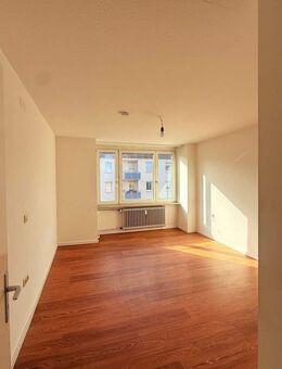 Attraktive 3-Zimmer-Wohnung mit Balkon in Top-Lage - Nürnberg