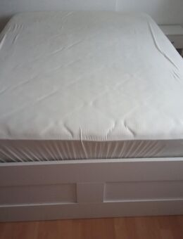 Bett (Ikea) mit Matratze - Dautphetal