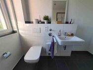 Moderne Penthouse-Wohnung - Aufzug und Fußbodenheizung über Erdwärme - Grevenbroich