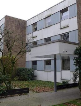 Krefeld-Stadtwald: luxuriöse 6-Zimmer-Wohnung mit Ost-, Süd- und Westterrasse - Krefeld