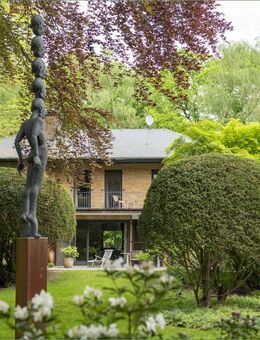 Preissenkung - Einfamilienhaus mit großem Grundstück in Marienthal in bester Lage - Hamburg