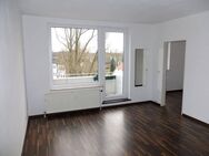 Eigentumswohnung mit 2 Zi. u. Balkon in Delmenhorst - Delmenhorst