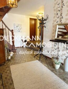 Wohnen am Waldrand: Großzügige Doppelhaushälfte mit Panoramablick in Hohenlimburg - Hagen (Stadt der FernUniversität)