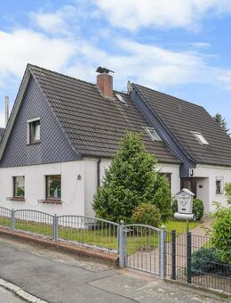 Großzügiges Zuhause für Familien - mit Garten, Spielplatz und viel Raum für gemeinsames Leben - Bremen