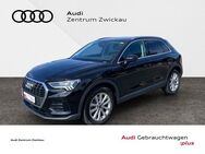 Audi Q3, 45TFSIe Basis, Jahr 2022 - Zwickau