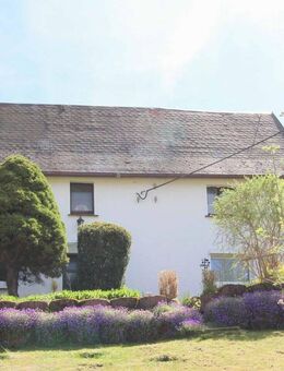 +++Einfamilienhaus mit Scheune, integrierter Garage und Garten in ruhiger Lage von Dorfhain+++ - Dorfhain