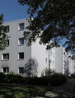 Großzügige 3-Zimmer-Wohnung in grüner Umgebung // 1.OG links - Wolfsburg