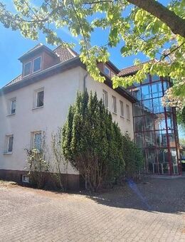 Attraktive Kapitalanlage! Wohn- und Geschäftshaus mit 1 Wohneinheit und 2 Gewerbeeinheiten - Burg (Sachsen-Anhalt)
