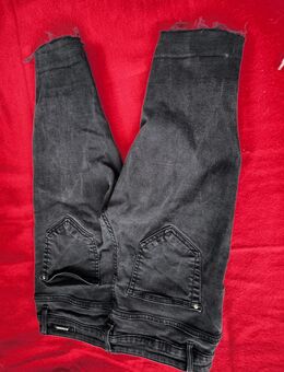 3 Capri Hosen 3/4 Hose Konvolut Paket Set Sommer Konvolut Kleider - Sengenthal