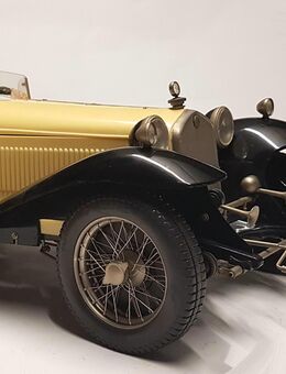 Pocher Fertigmodell Alfa Romeo 8C 2300 Spider Gran Sport 1932 K73, ggf. mit Glasvitrine + Fahrerfigur, top gebaut Maßstab 1:8 - Bovenden