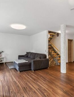 Ihr Familienglück wartet: Ein geräumiges Zuhause mit Garten, Charme und viel Platz! - Hartheim (Rhein)