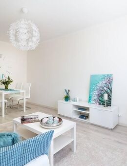 Wohnung zum Verlieben: 2 ZKB mit Einbauküche, City - Treuen