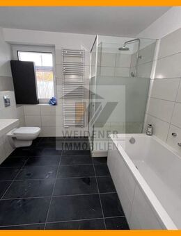 Moderne 3 Zimmer Wohnung mit Balkon, Wanne und Dusche! Erstbezug nach Sanierung! - Gera