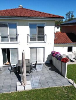 | Ein perfektes Domizil | Schönes Einfamilienhaus im Toskanastil mit hochwertiger Ausstattung - Maxhütte-Haidhof