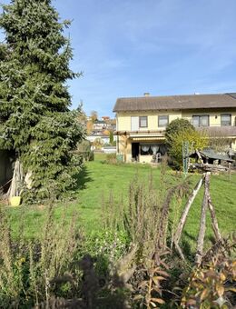 Familienhaus mit Wohlfühlfaktor: Garten, Kamin, Platz & zwei Garagen - Holzgerlingen