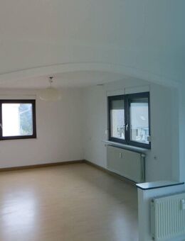 Tolle 2,5-Zimmer-Wohnung mit EBK und Balkon - Villingen-Schwenningen