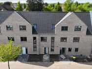 Delmenhorst: ETW mit 4-Zimmern im EG/OG links auf knapp 129 m² Wohn- und Nutzfläche im KfW40 Standard in einem 4-Fami... - Delmenhorst
